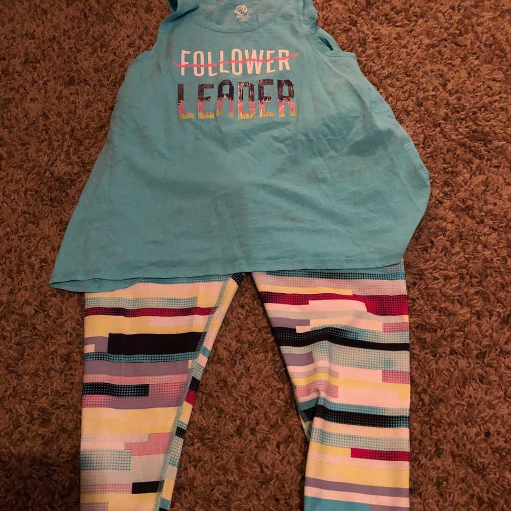 Crazy 8 workout outfit